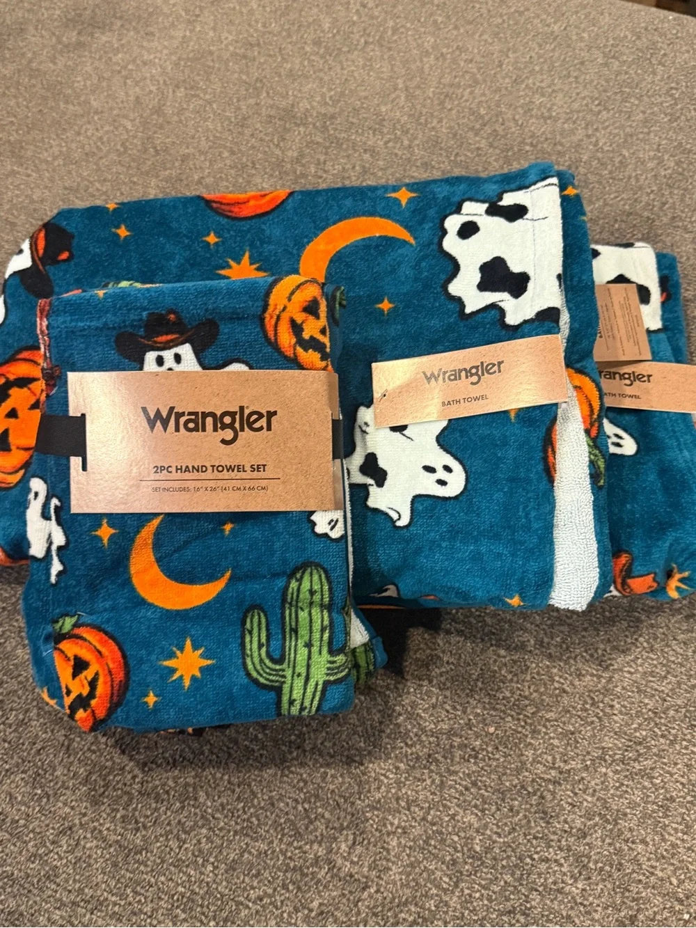 Wrangler Ghost Cow Pumpkins Bath Towel Set